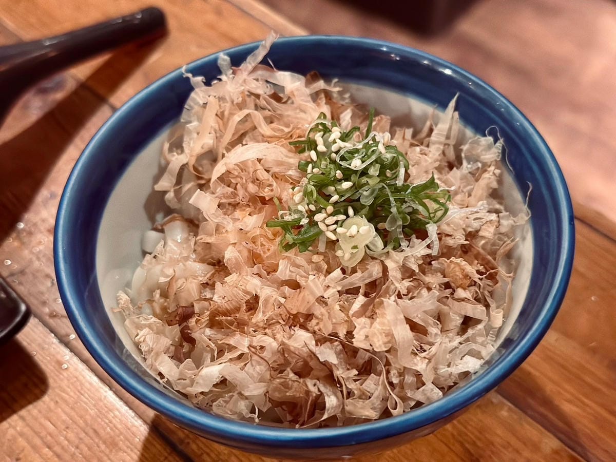 夜幕下的日式隱居：永貞路的美食秘境｜隱居居酒屋永貞店