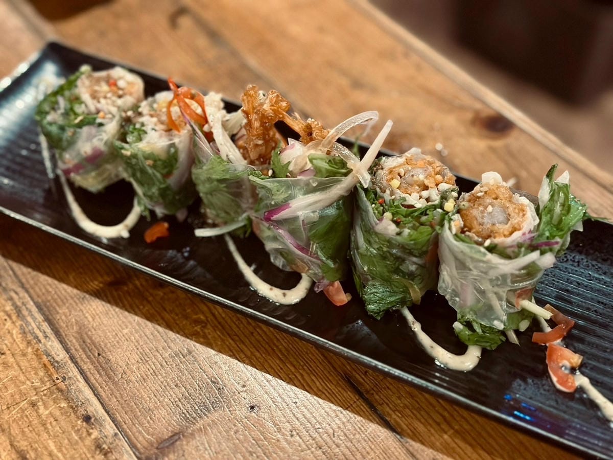 夜幕下的日式隱居：永貞路的美食秘境｜隱居居酒屋永貞店