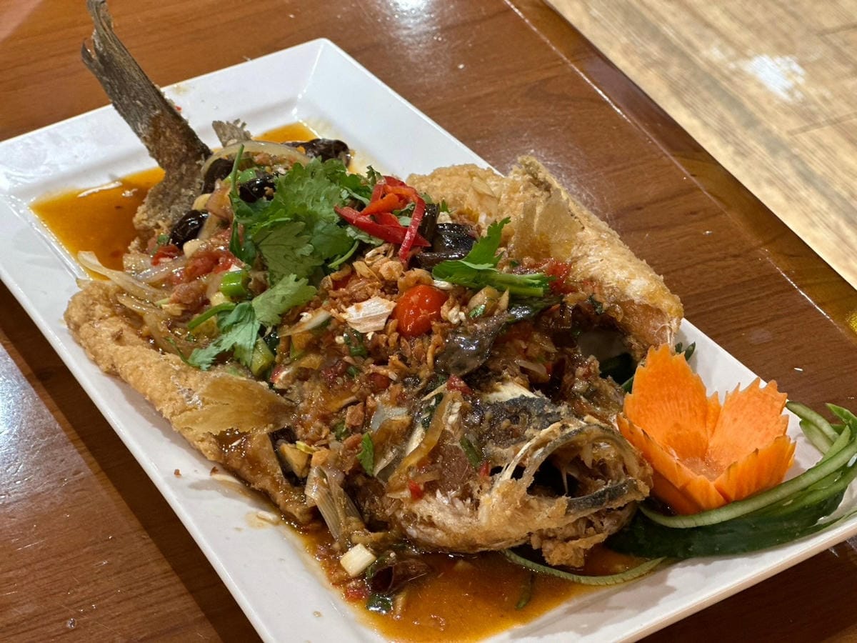 置身泰國鄉村小院，品嚐道地泰北料理 | 泰美餐廳