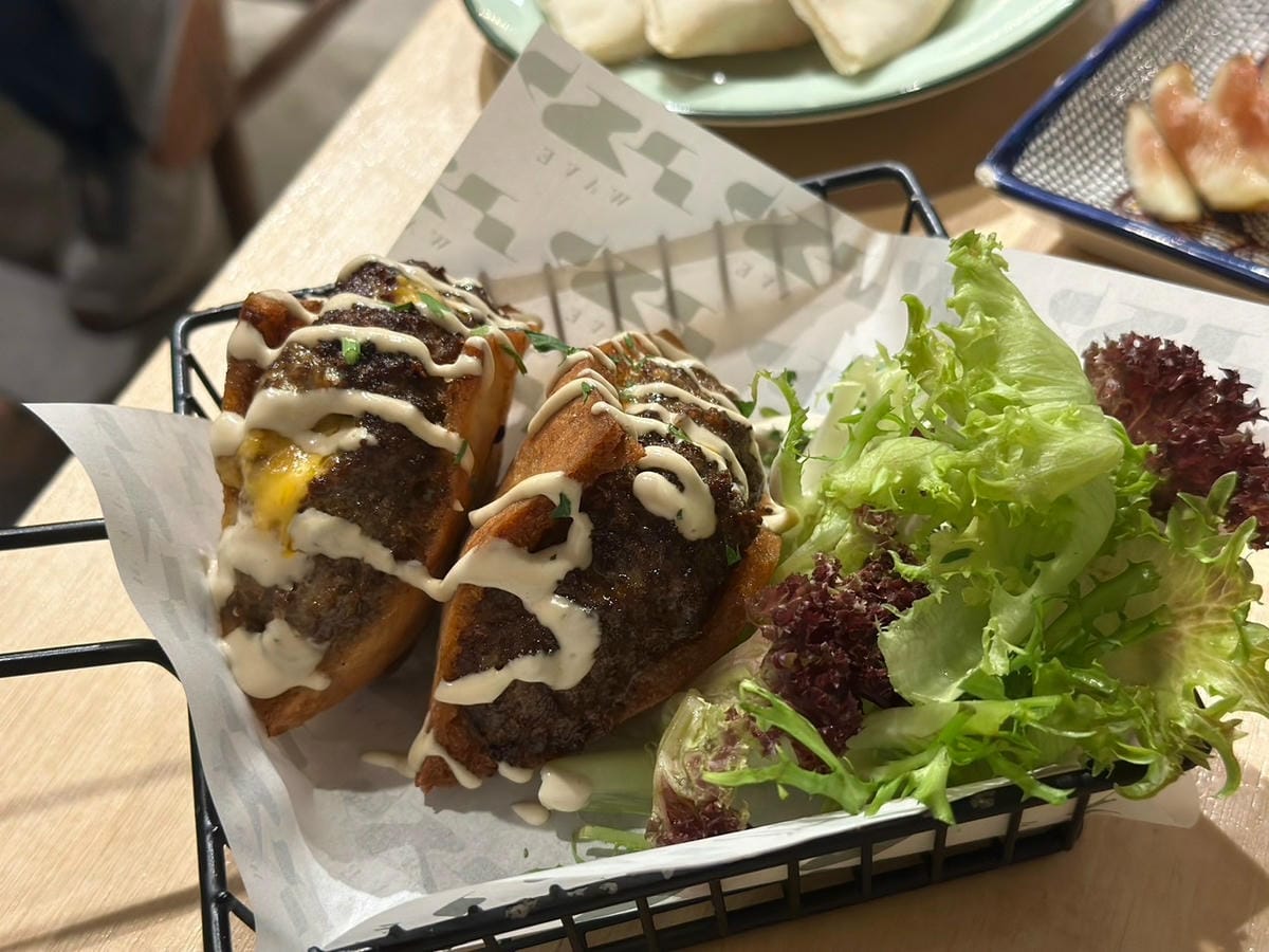 台北最道地的以色列料理餐廳｜波 Wave Jaffa Cui
