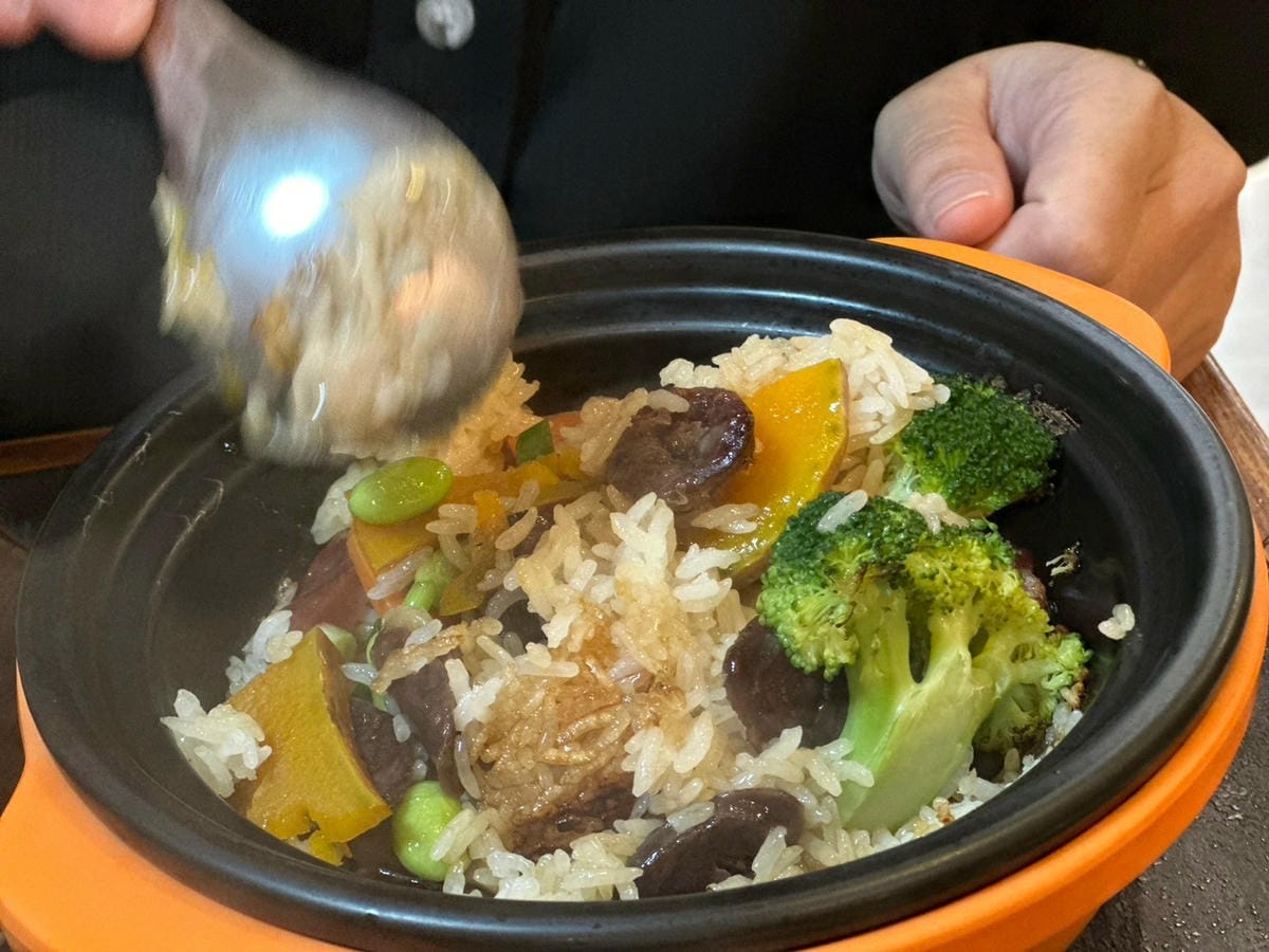炎炎夏日北投椰子雞火鍋｜雞椰爺 椰子雞鍋物料理