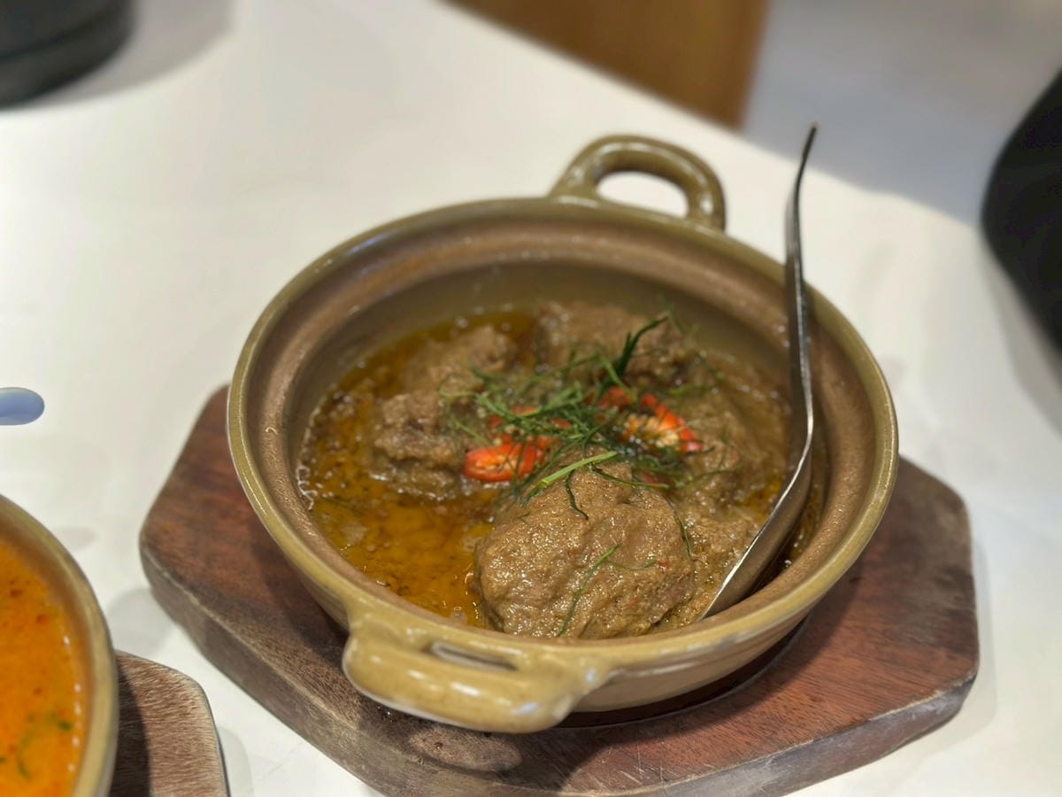 YABI KITCHEN｜一秒飛南洋！仁當牛肉、拉餅、冬陰功