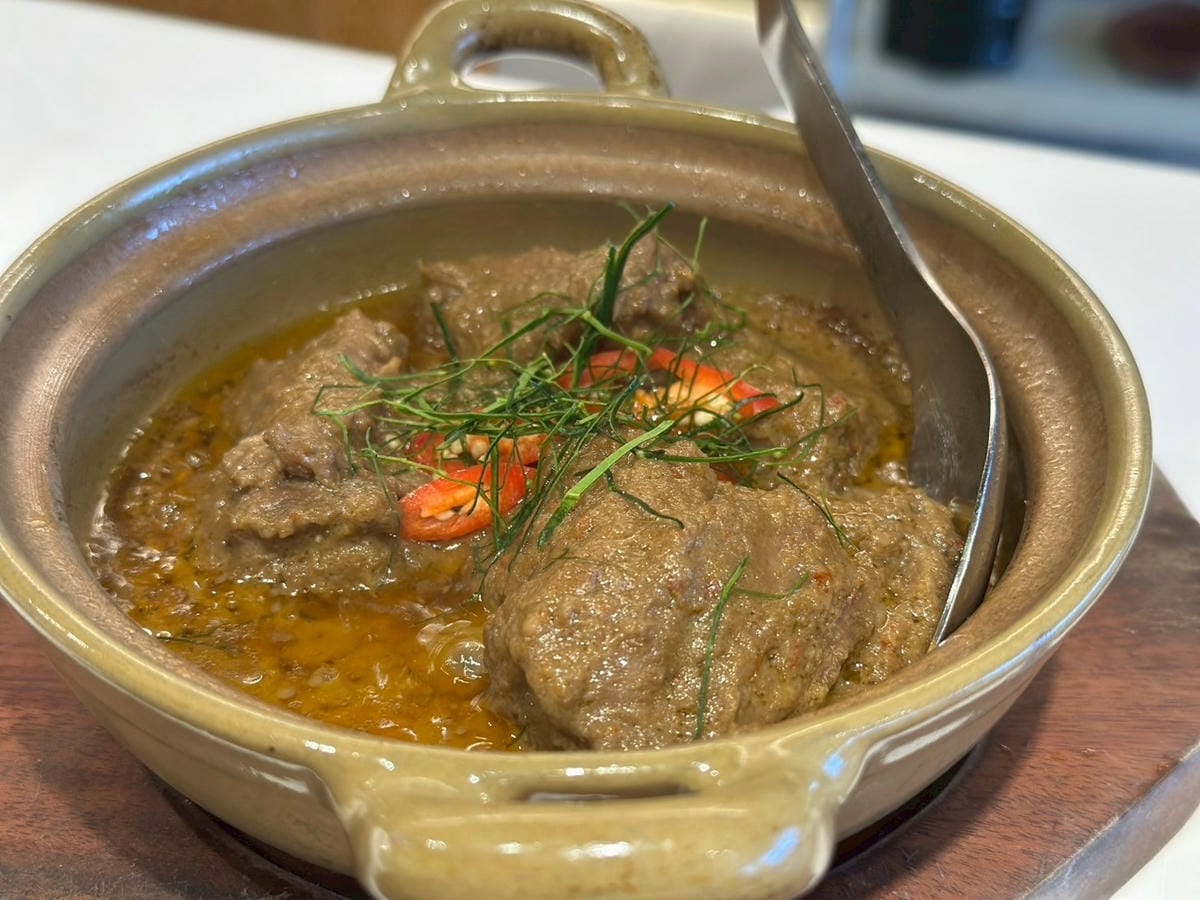 YABI KITCHEN｜一秒飛南洋！仁當牛肉、拉餅、冬陰功