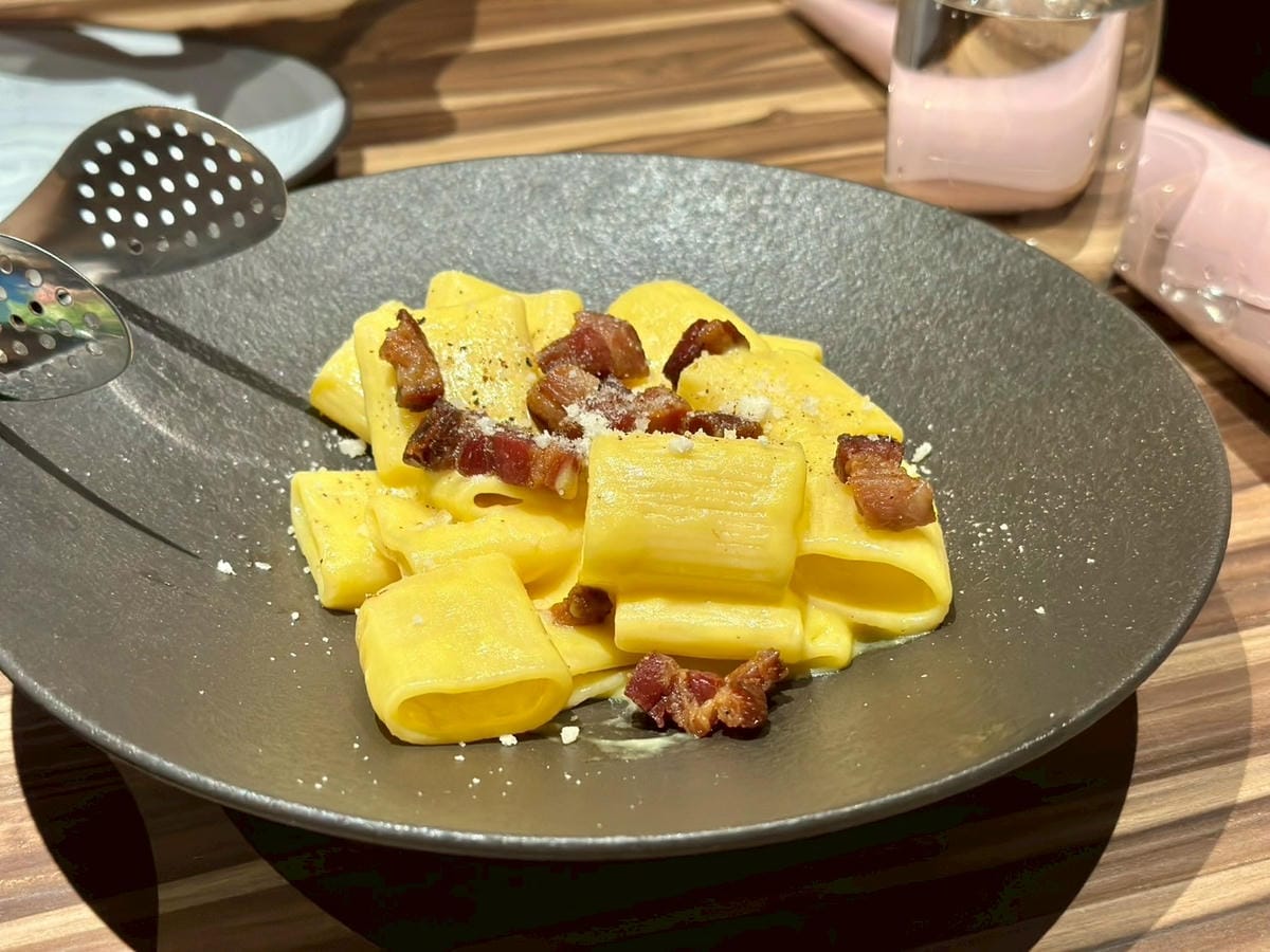 台北仁愛圓環巷弄 Reale Cucina Italiana