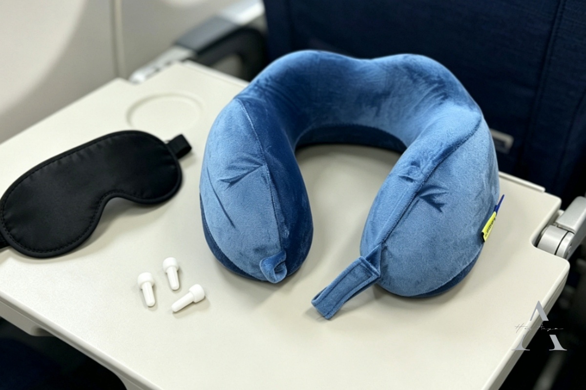 出國搭飛機怎麼睡比較舒服？旅行頸枕挑選重點：Travel Blue寧靜頸枕