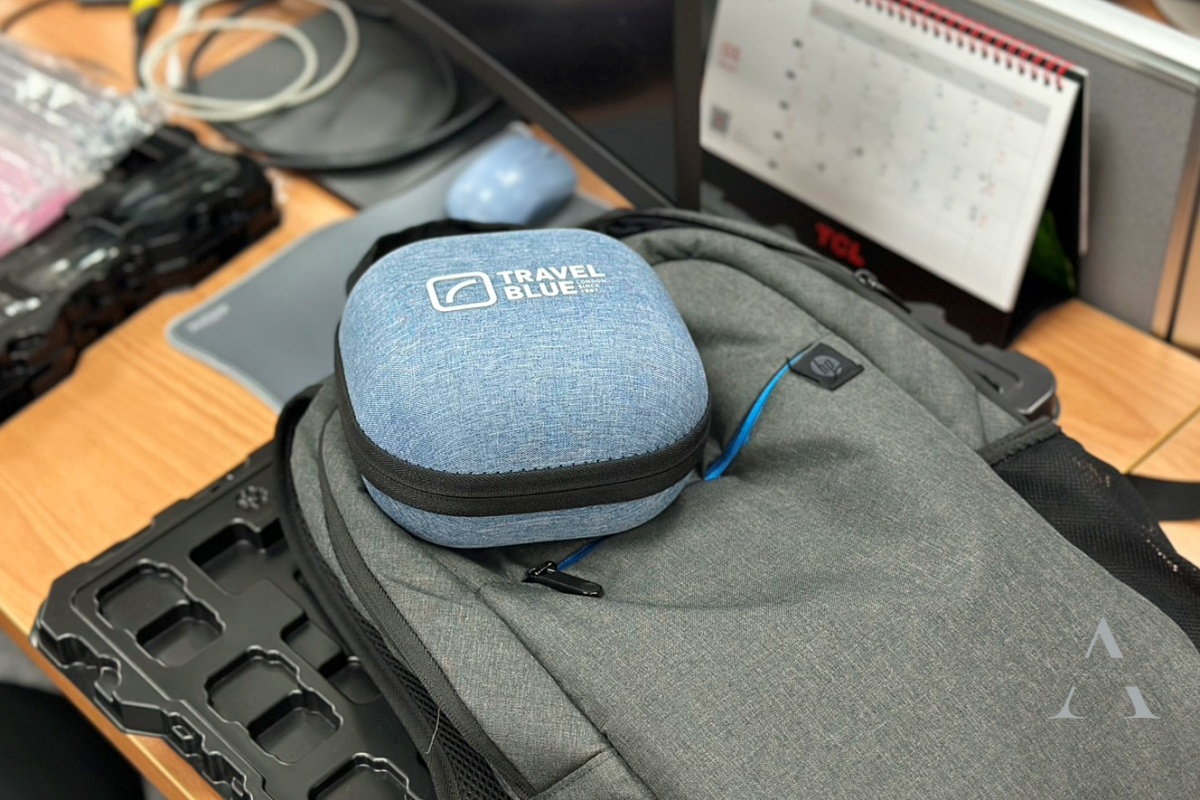 出國搭飛機怎麼睡比較舒服？旅行頸枕挑選重點：Travel Blue寧靜頸枕